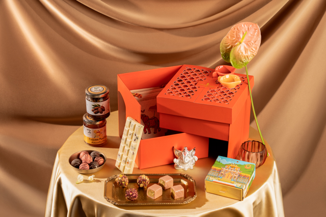 Four Seasons Hotel Mumbai Celebrates the Season of Giving with Diwali Hampers