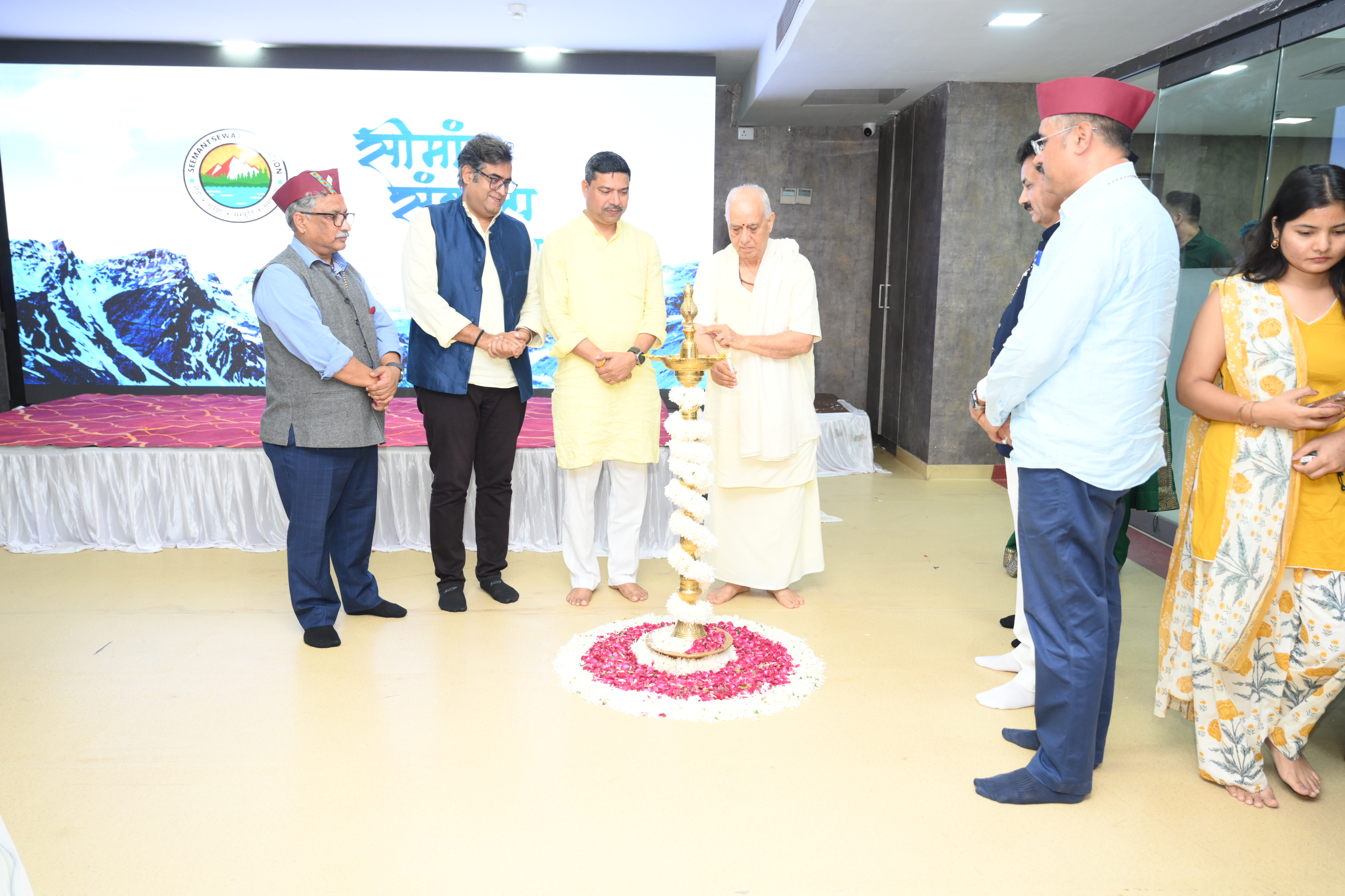 150-Bed Hospital Proposed on Adi Kailash Yatra Route to Improve Healthcare Access: Initiative appreciated by Vijay Kaushal Ji Maharaj