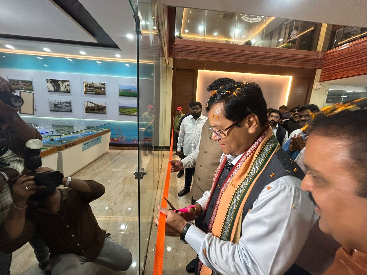 Union Minister Sarbananda Sonowal inaugurates Model Room at Paradip Port Authority