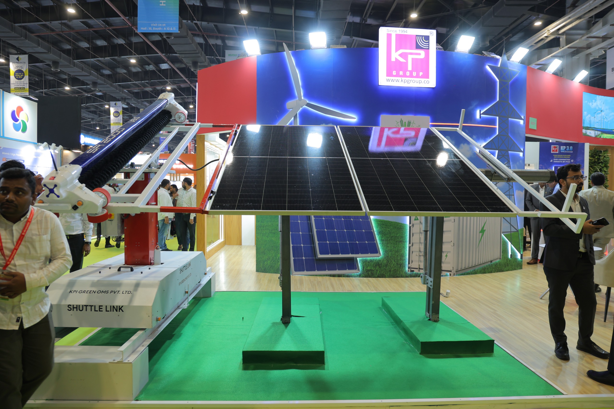 KP Group Unveils SR 2000 V3.0 at REI Expo 2026, Bringing Waterless Robotic Cleaning to Solar Tracker Systems
