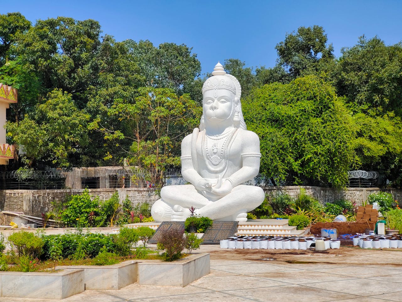 The Transformative Benefits of Chanting Hanuman Chalisa